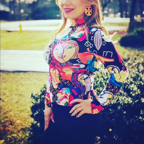 TORY BURCH MILLER LARGE HOOP EARRING - Picture 3 of 8